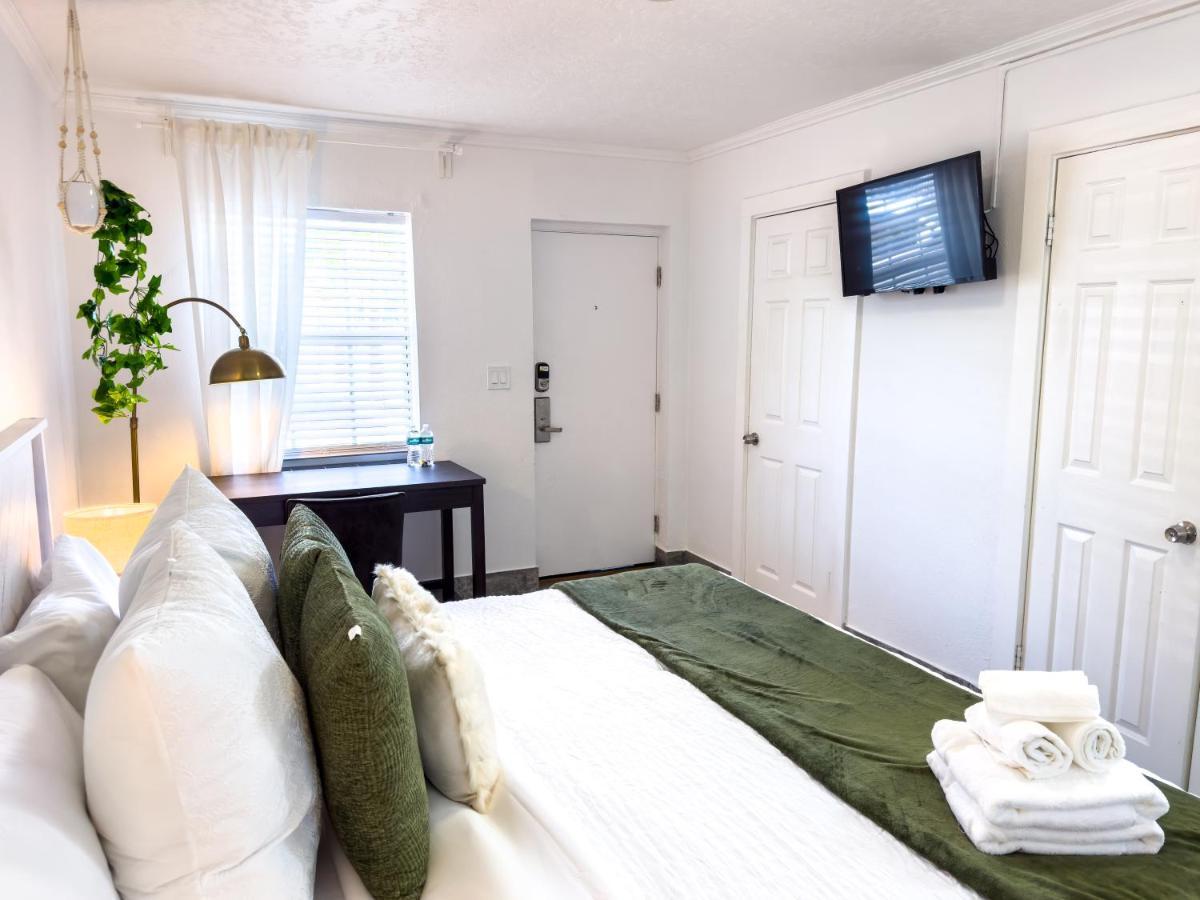 1K Bed Studio Apt With Shared Pool 02 Clearwater Extérieur photo