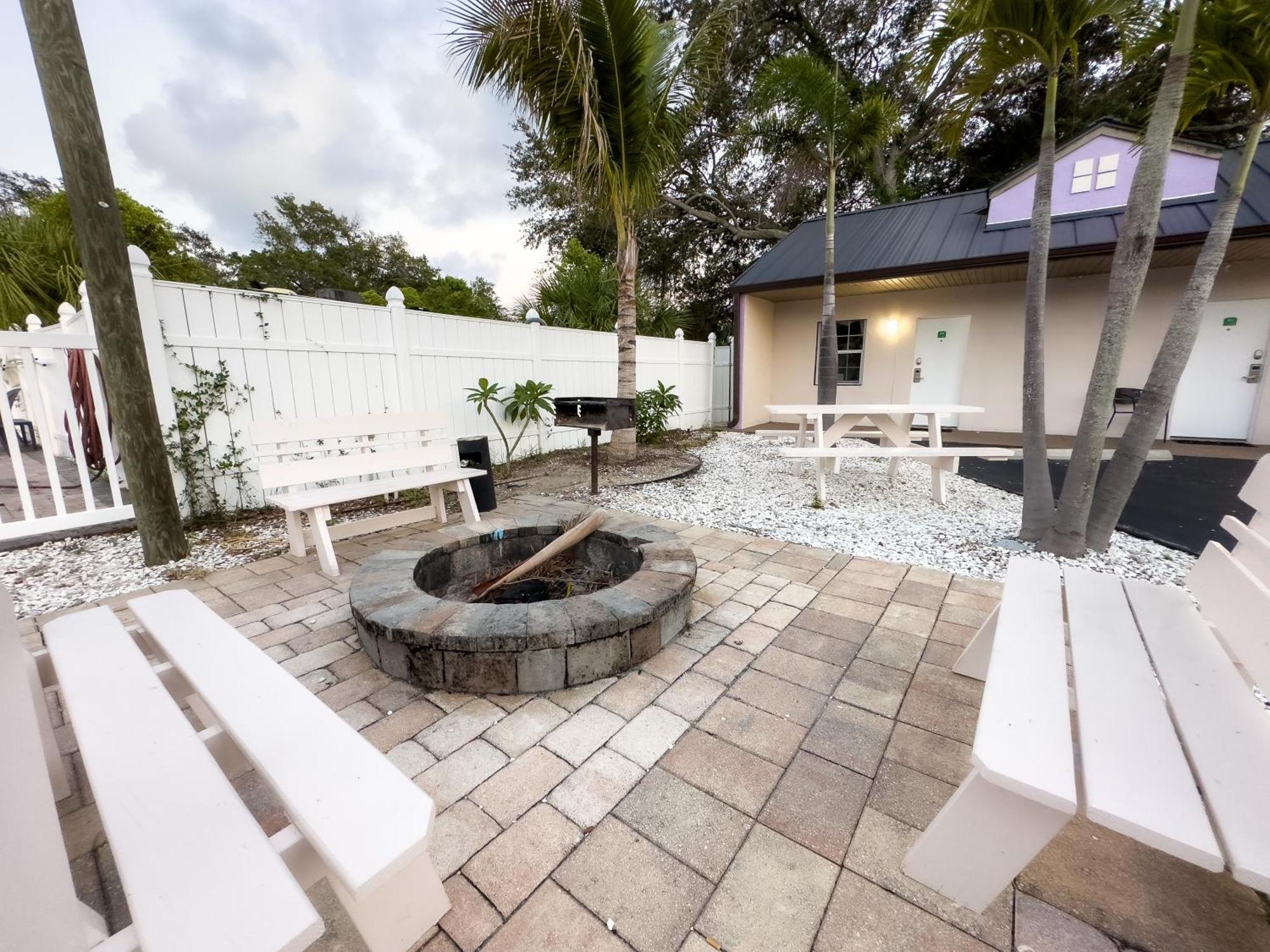1K Bed Studio Apt With Shared Pool 02 Clearwater Extérieur photo